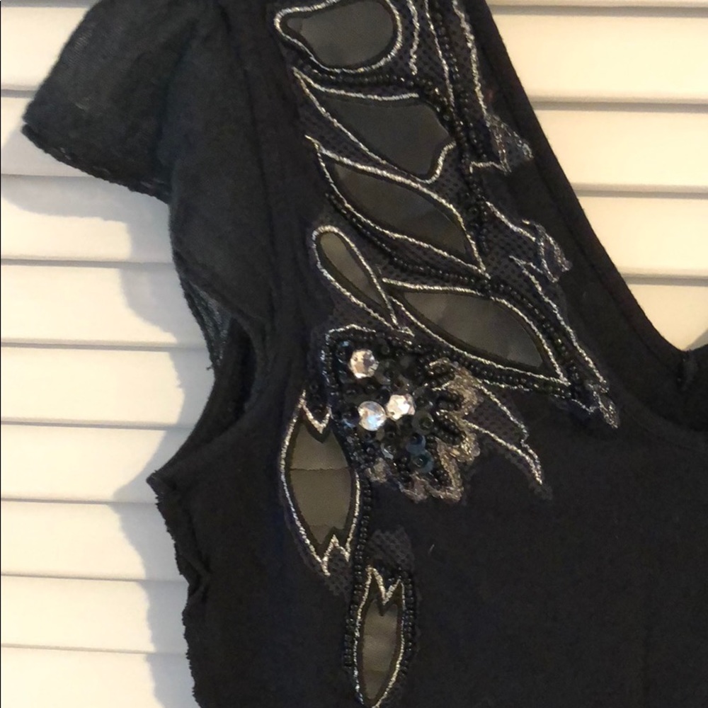 Beaded Tank - Picture 2 of 4
